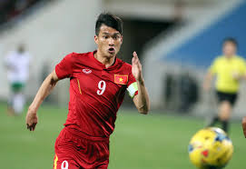Lê công vinh (born 10 december 1985, in nghệ an, vietnam) is a retired vietnamese footballer. Le Cong Vinh Ä'Æ°á»£c Báº§u Chá»n La Huyá»n Thoáº¡i Bong Ä'a Ä'ong Nam A