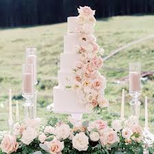 Looks especially crisp when paired with a wooden table and chairs. 30 Stunning All White Wedding Cakes