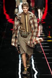 Fendi Spring 2019 Menswear Fashion Show In 2020 Menswear Mens Fashion Cat Best Mens Fashion