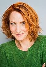 Lisa Vanelli's Instagram, Twitter & Facebook