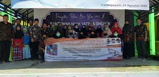 Environmental education atau dipendekkan dengan ee sahaja, bahasa indonesia: Pengabdian Kepada Masyarakat Abmas Bertajuk Pengembangan Kualitas Pendidikan Sekolah Dasar Sd Di Daerah Melalui Pembelajaran Robotika Dengan Menggunakan Metode Action Learning Stem Berbasiskan Alam Sekitar Department Of Physics