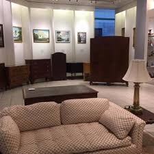 Coastal furniture is casual, breezy, and cool.manufacturer & wholesale supplier of exquisite coastal furniture, furnitureroots exports coastal designs furniture, coastal themed furniture, outdoor coastal furniture, and beach style furniture across the globe. Estate Furniture Interior Decor Vero Beach Fl 32966 Estatesales Org