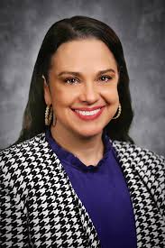 Sarah Deuel's Instagram, Twitter & Facebook