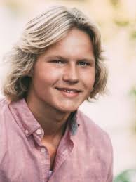 C.M. Russell High School graduates and scholarship winners