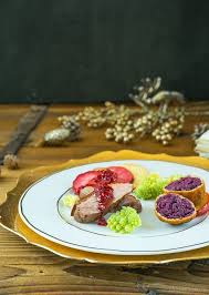 Entenbrust Mit Gebackenen Rotkohl Knodeln Gaumenpoesie Rezept Lebensmittel Essen Rezeptideen Rezepte