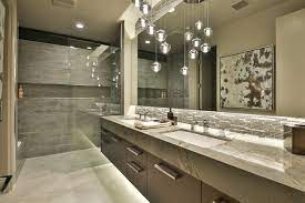 We spend so long looking after our main bathroom, sometimes we neglect our guests. Modern Guest Bathroom Minimalistisch Badezimmer Los Angeles Von Angela Wells Interior Design Houzz