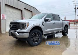 Take your 2021 f150 to the next level with the brand new bds suspension lift kits. 2 25 Readylift Leveling Kit With 35 S Installed On My 2021 F 150 F150gen14 Com 2021 Ford F 150 And Raptor Forum 14th Gen