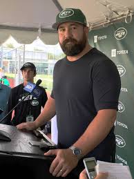 Latest on c ryan kalil including news, stats, videos, highlights and more on nfl.com. Jets Ryan Kalil Needed To Scratch The Itch To Play Again