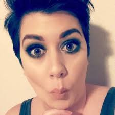 Sara Ayres (@SaraAyres5)