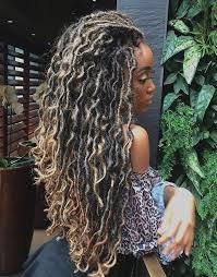 Black And Blonde Faux Locs Bob Bronde Boho Mermaid Locs Faux Locs Hairstyles Box Braids Hairstyles Curly Hair Styles Naturally