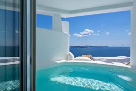 Honeymoon Suite The Private Veranda Promises Romantic Intimate Moments Above Breathtaking View Santorini Luxury Hotels Oia Hotels Hotels In Santorini Greece