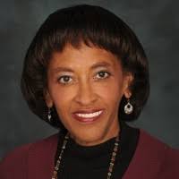 40+ "Maxine D." profiles