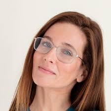 Reading glasses without temples dedicated to presbyopes.