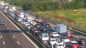 Le cose da sapere per chi passerà da quelle parti e potrebbe trovare molto traffico. Incidente In A1 Cinque Feriti Code All Altezza Di Campogalliano Reggionline Telereggio Ultime Notizie Reggio Emilia