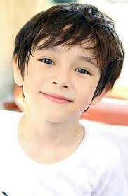 120 model rambut anak perempuan usia 2 10 tahun ala korea model rambut shaggy memang tidak pernah ketinggalan jaman selalu saja bagus untuk diaplikasikan dan dipakai menjadi model rambut untuk anak. Good Looking Dennis Gaya Rambut Anak Laki Laki Fotografi Anak Gaya Anak Laki Laki