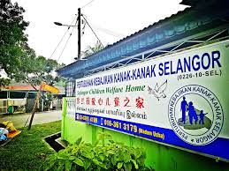 Rumah kebajikan anbu illam is a home for the underprivileged boys registered with jabatan kebajikan masyarakat and was formed in year 1987 in kuala kubu bharu by persatuan saiva siddhanta, an association which is aggressively involved in aiding people from the underprivileged. Persatuan Kebajikan Kanak Kanak Selangor Home Facebook