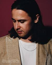 Josh Lloyd's Instagram, Twitter & Facebook