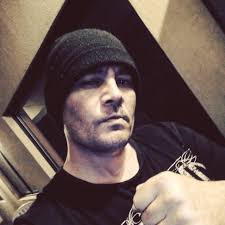 Johnny Gee (@barrel51)