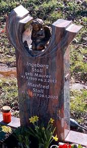 Manfred Stoll (1931-2020)