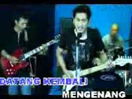 Tapi sayang kehadiran kekasih lama mu. Download Lagu Malaysia Cinta Segi Tiga Mp3 Mp4 3gp Flv Download Lagu Mp3 Gratis