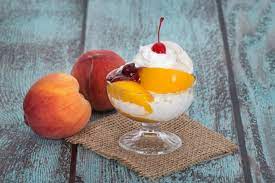 Ricetta pesca melba se hai già le pesche sciroppate, salta tutti i passaggi e vai direttamente alla preparazione della salsa ai la Pesca Melba La Ricetta Originale Del Dessert Con Frutta E Gelato Donnad