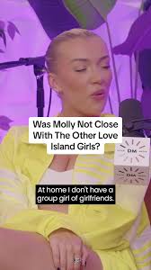 Kaz and Molly at The Brits Singing