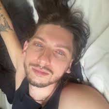 Botched BBL tragedy: Husband sues med spa after wife's 'first love' left  with severe brain damage A Florida man, Jorge Fernandez, is suing the A&E  Med Spa and the general surgeon who