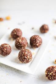 Chocolate Hazelnut Balls Copycat Ferrero Rocher Eating Bird Food Recipe Chocolate Hazelnut Homemade Chocolate Food