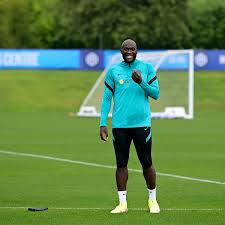 His father was a former international footballer with zaire. Romelu Lukaku Once Turned Down Chelsea Transfer To Sign For Manchester United Manchester Evening News