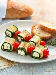 Zucchini Kase Spiesse Schnell Und Easy Zucchini Feta Grillen Rezepte Leckeres Essen Essen Kochen