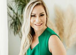 Conversations with Tamara Flora