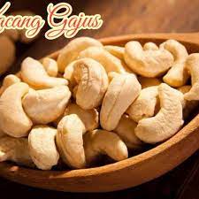 Need to translate kacang from indonesian and use correctly in a sentence? Kacang Gajus In English