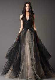 Shenae Grimes Wedding Dress The Bride Wore One Of The Black Vera Wang Gowns And It Looked Awesome On Her Hubsche Kleider Fantasie Kleider Schone Kleider