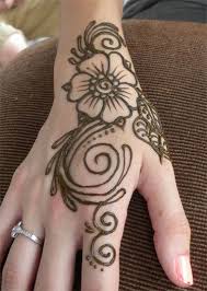Henna Swirl Flower On Hand By Flowerwills On Deviantart Simple Henna Tattoo Henna Tattoo Hand Henna Designs Hand