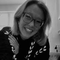 Marion Stumpf's Instagram, Twitter & Facebook