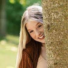 Autumn Stoffel's Instagram, Twitter & Facebook