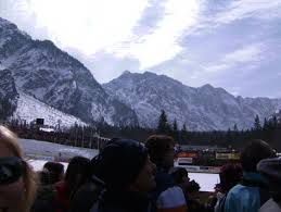 Ab einer hillsize von 185 metern und einem konstruktionspunkt von mindestens 145 m gelten skisprunganlagen als flugschanzen. Die Grosse Party Beim Skifliegen In Planica Nordkap Zu Suedkaps Webseite