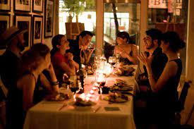 The dinner party is the 77th episode in the fifth season of seinfeld. 1994 Dinner Party Looks Worse Than You Think Eater Montreal