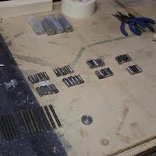 Fabrication Sur Mesure D Un Meuble Bas Et Claustra Mobile Claustra Deco Entree Maison Idee Entree Maison