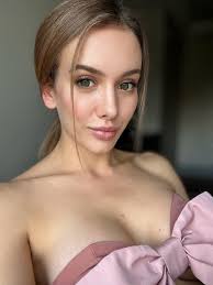 Hi my lovely wife kristy, I miss you babe, let's talk, I'd like to know a  little about your marvelous life