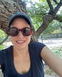 Aaron Riebe's Instagram, Twitter & Facebook