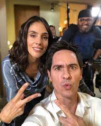 El actor mauricio ochmann habla con rodner figueroa y revela cómo ha sido la relación con aislinn derbez tras el anuncio de. Mauricio Ochmann On Instagram Que Placer Reencontrarnos Mi Querida Sandraecheverriaoficial Adoracion Y Admiracion Total Te Quiero Y Tambien A Don Lu Que S