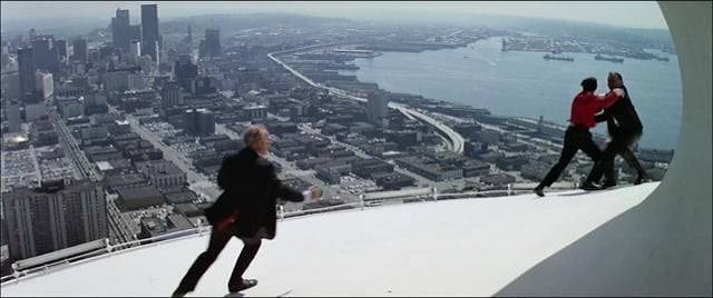 An underrated paranoia Criterion title The Parallax View (1974). I  especially love the cinematography by the legendary Gordon Willis. :  r/criterion