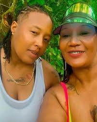 Chyna Brown (@chynaboy) • Instagram photos and videos