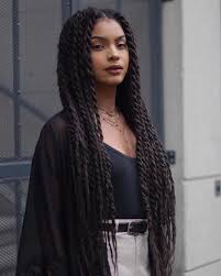 Flammedepigalle Twist Long Twist 2 Strand Twist Hairstyles Hair Extensions Wantit Boxbraids In 2020 Braided Hairstyles Braids For Long Hair Long Hair Styles