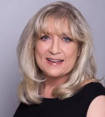 Barbara Dansky's Instagram, Twitter & Facebook