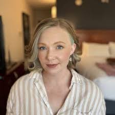 Marlene Read's Instagram, Twitter & Facebook