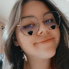 Victoria André (victoriaandre19)