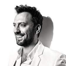Buon viaggio, giovane stupida, al telefono, poetica, ciao, la nuova stella di broadway, una come te. Cesare Cremonini In Concerto All Autodromo Ma Nel 2020 Leggilanotizia
