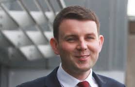 Ex-broadcaster Chris Donoghue to become new Govt Press Secretary, stepping  down as Coveney advisor : r/ireland